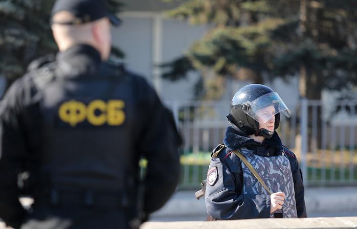 На админгранице с Крымом ФСБ задержала двух граждан Украины