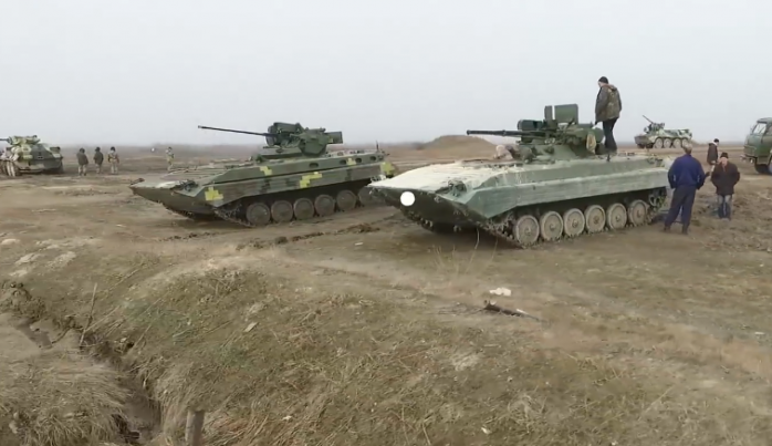 Украинские военные испытали боевые модули к модернизированным БМП (ВИДЕО)