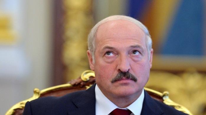 Дипломати відповіли Лукашенку на заяву про тренування бойовиків в Україні, СБУ направила запит
