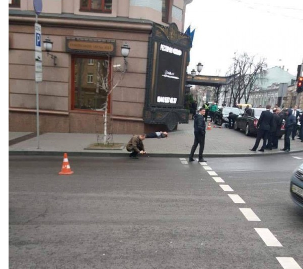 Перестрелка возле отеля «Премьер Палас» в Киеве, есть жертвы (ФОТО)