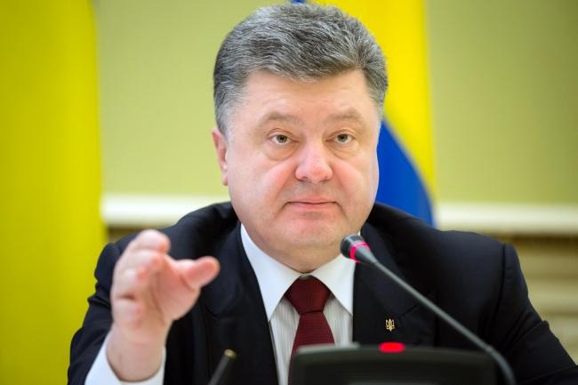 Порошенко отказался ветировать закон о е-декларировании, пообещал пересмотреть противоречивые правки