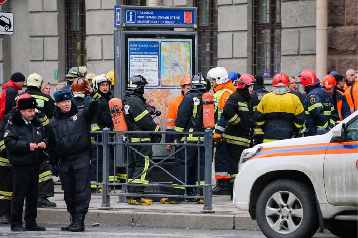 У розшук оголошено двох підозрюваних у підготовці вибухів в Петербурзі — ЗМІ