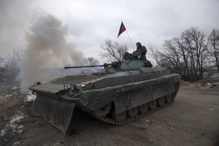 Боевики наращивают танковые силы и усиленно проходят обкатку танков на фронте — Тымчук