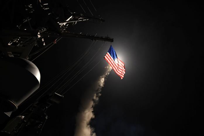 В Белом доме рассказали, как Трамп принимал решение о ракетном ударе по Сирии