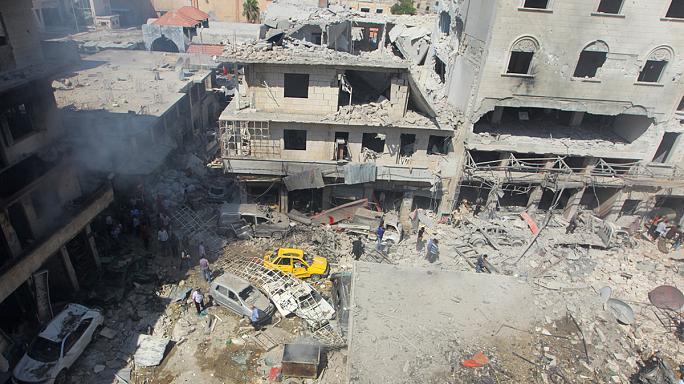 Силы Асада нанесли авиаудар по городу, пострадавшему от химической атаки