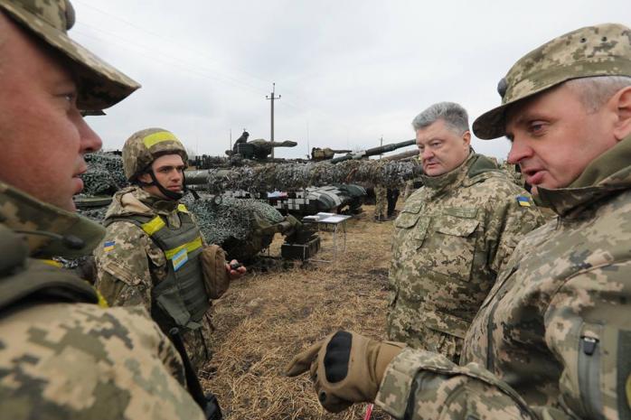 Порошенко рассказал о потерях украинской армии с начала года