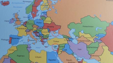 В Германии приняли меры относительно учебников, где Крым обозначен территорией России