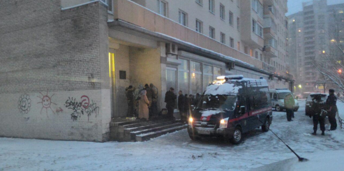 В Петербурге в результате взрыва подросток лишился руки