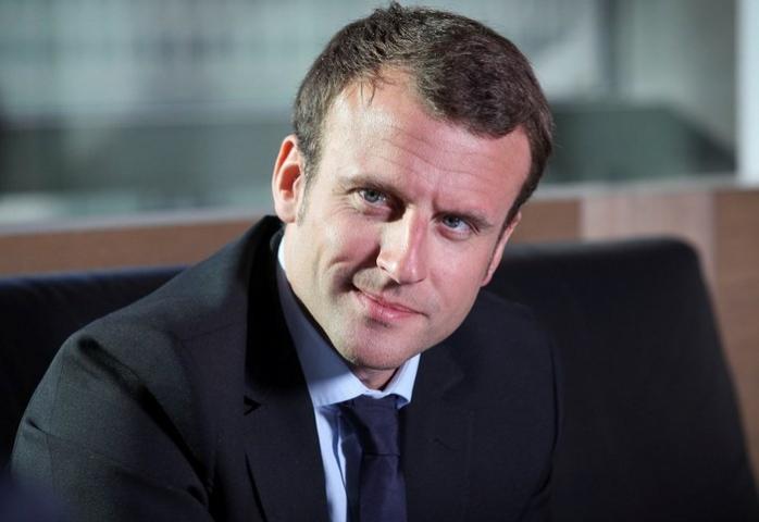 Лідер президентських перегонів у Франції Макрон розповів, як буде вибудовувати відносини з РФ у разі перемоги