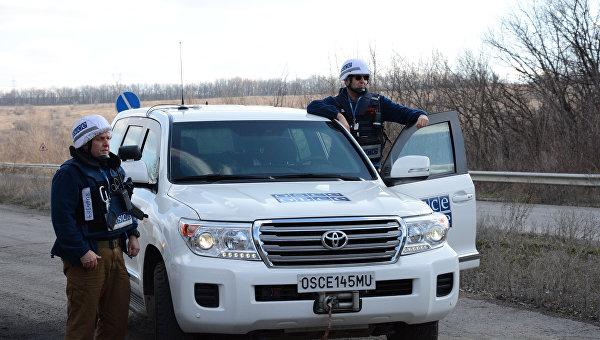На Луганщине подорвался автомобиль миссии ОБСЕ