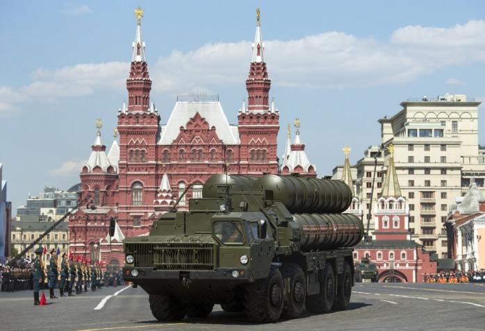 Росія вийшла на третє місце в світі за витратами на озброєння — SIPRI