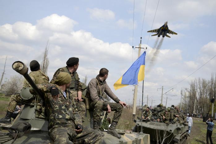 SIPRI: Витрати України на озброєння у 2016 році знизилися на 3,8%