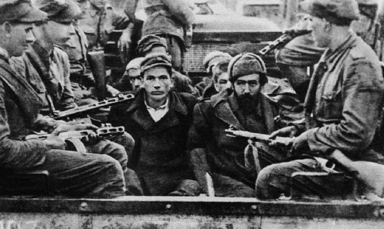 Фото: депортация украинцев в рамках акции «Висла», апрель 1947 г.