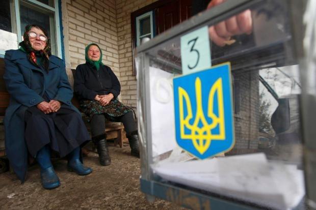 В Украине сегодня проходят выборы в 47 территориальных общинах