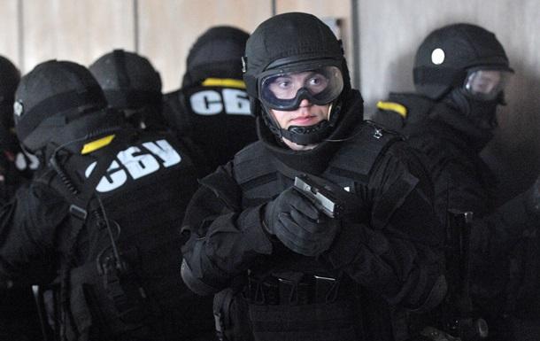 В Одессе СБУ задержала группу людей по подозрению в подготовке терактов и провокаций (ВИДЕО)