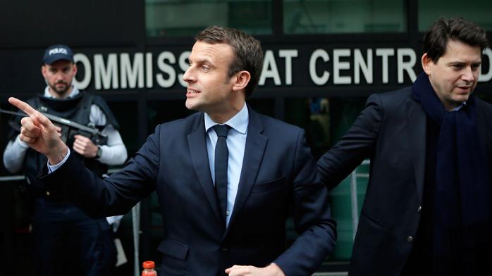 Штаб Макрона заявив про хакерську атаку напередодні другого туру виборів у Франції