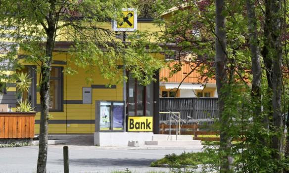 В Австрії невідомий захопив будівлю банку із заручником (ФОТО)