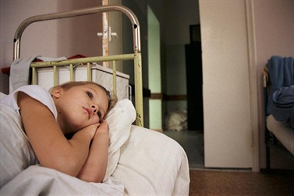 На Днепропетровщине госпитализировали девятерых воспитанников и трех работников детсада