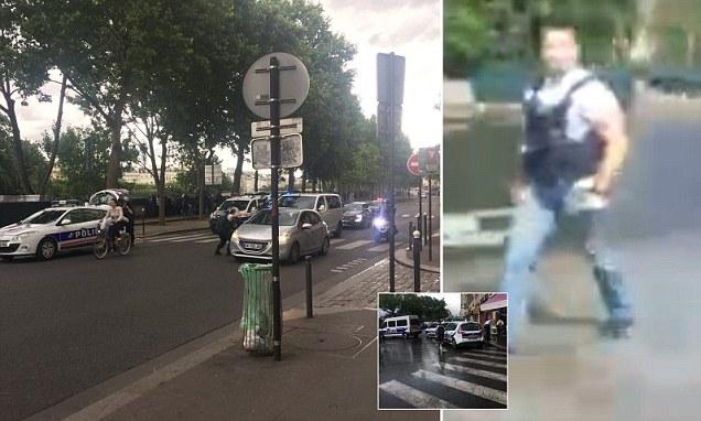 Атака на полицейского: в соборе Парижской Богоматери заблокированы 900 туристов (ФОТО)