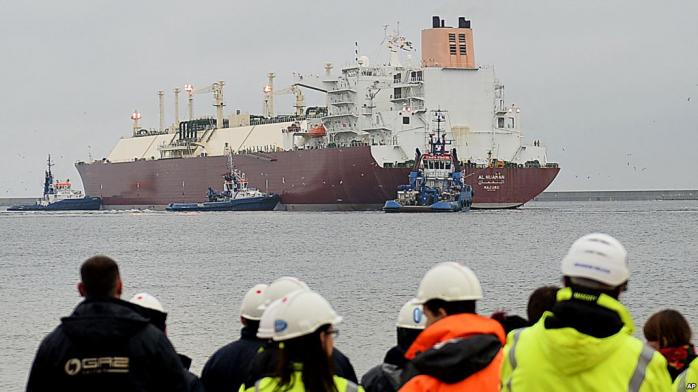 Американський танкер з партією зрідженого газу прибув до Польщі