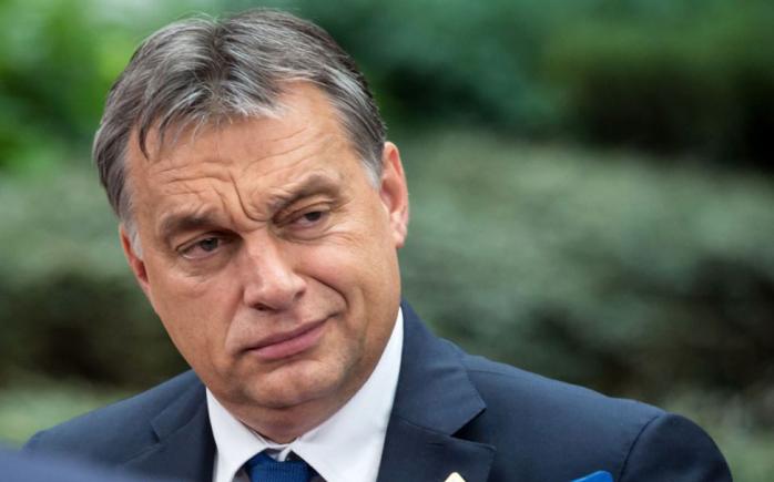 Премьер-министр Венгрии публично обвинил ЕС в пособничестве террористам