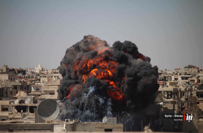 Режим Асада применил напалмовые бомбы в районе Дераа (ФОТО)