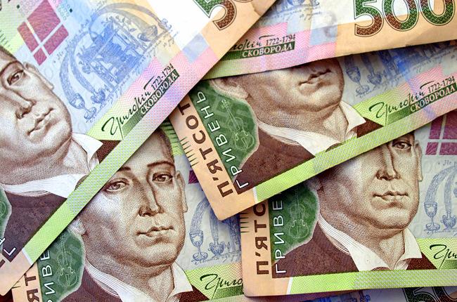 Гройсман прогнозирует рост средней зарплаты украинцев до 10 тысяч гривен