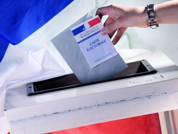 Во Франции стартовал второй тур парламентских выборов