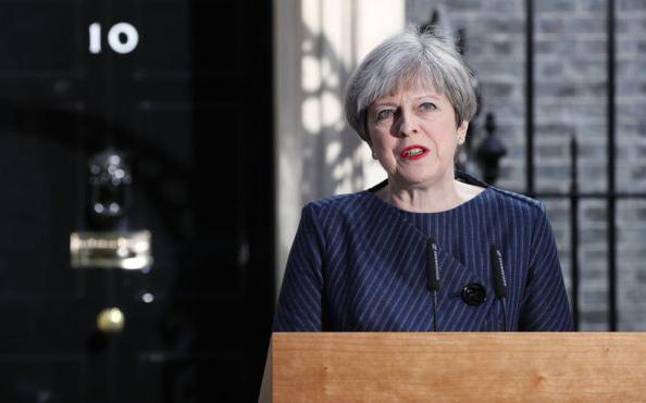 Премьер Великобритании назвала потенциальным терактом наезд на пешеходов в Лондоне