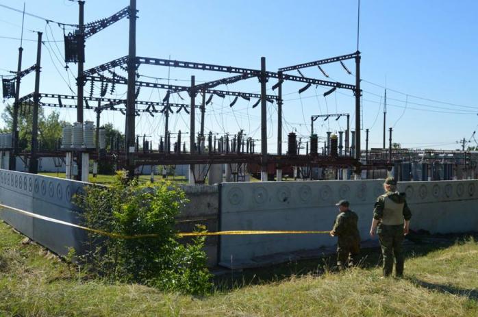 Взрыв в Донецкой области: неизвестные пытались обесточить село и железнодорожную станцию