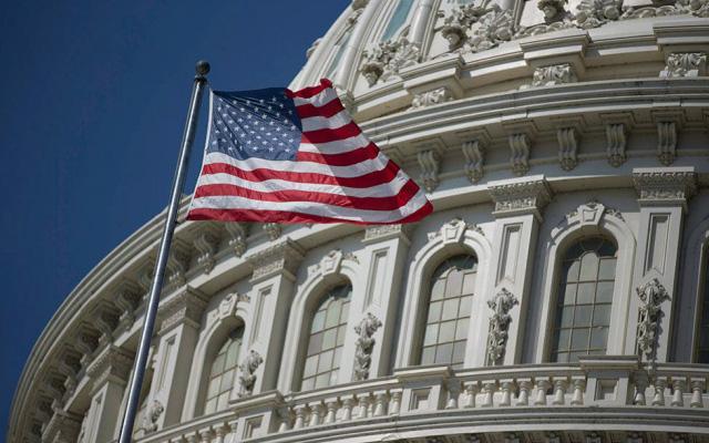 Конгресс США отказался от быстрого голосования за антироссийские санкции
