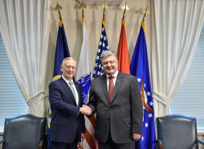 Глава Пентагону: США залишаються на позиціях підтримки України