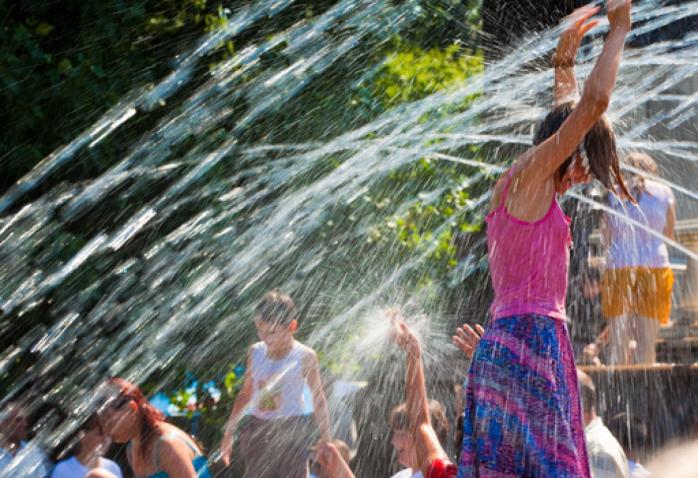 Дождались: синоптики обещают украинцам летнюю жару с 26 июня