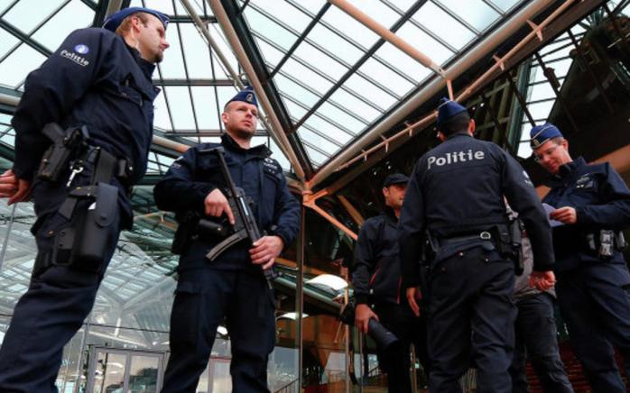 Полиция Бельгии задержала четырех причастных к взрыву бомбы в Брюсселе