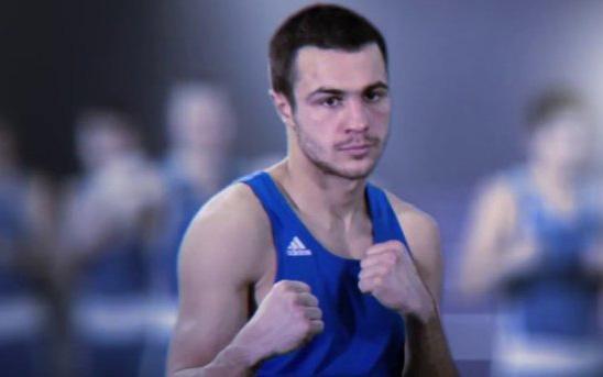 Украинский боксер Шестак победил россиянина и стал чемпионом Европы (ВИДЕО)