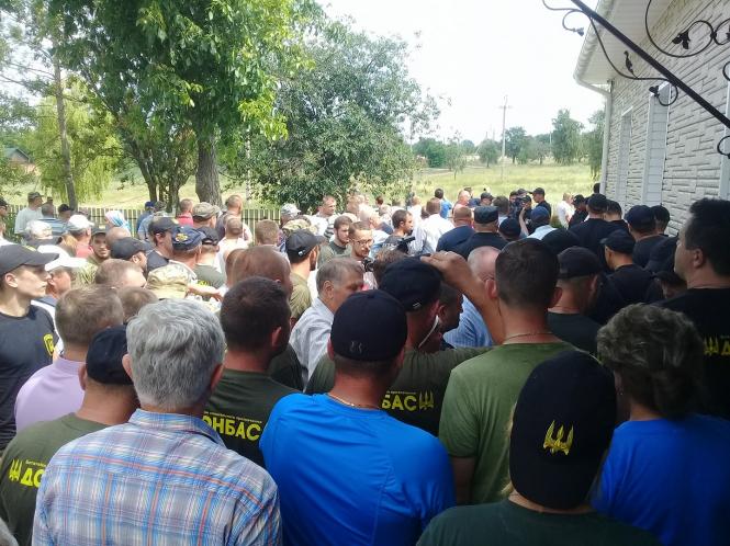Прокуратура взялась за столкновения полиции с экс-бойцами АТО на Кировоградщине