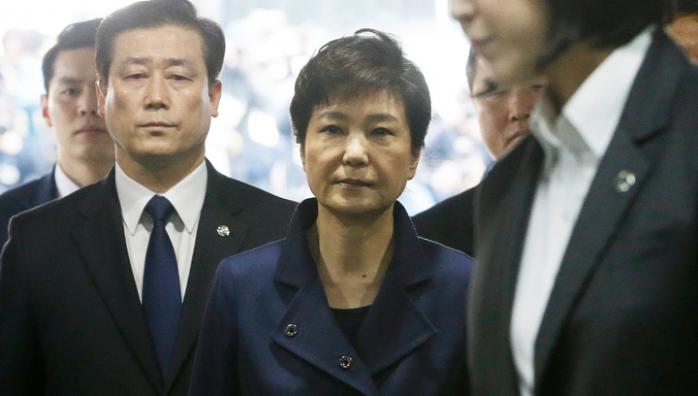 КНДР требует выдачи экс-президента Южной Кореи, чтобы казнить ее за организацию убийства
