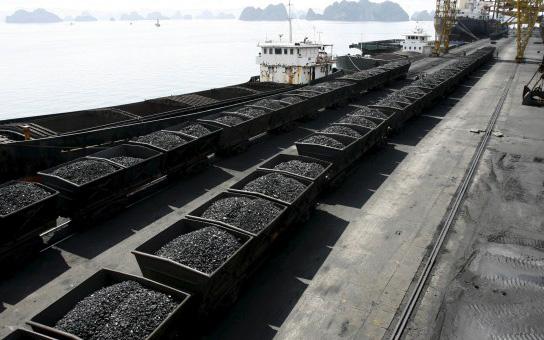 Первая партия американского угля прибудет в Украину до августа