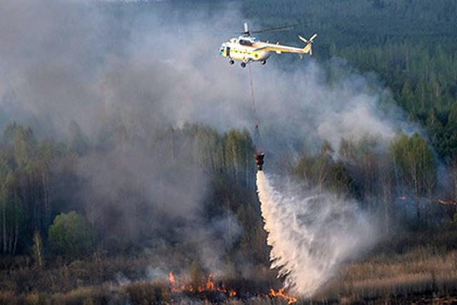 З’явилося відео гасіння пожежі в Чорнобильській зоні