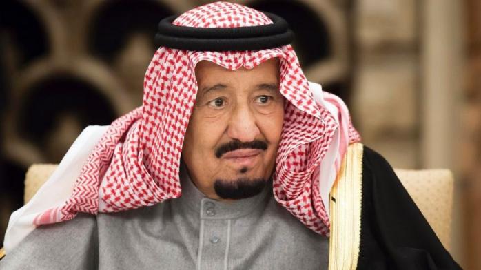 В Саудовской Аравии журналиста наказали за чрезмерную похвалу королю