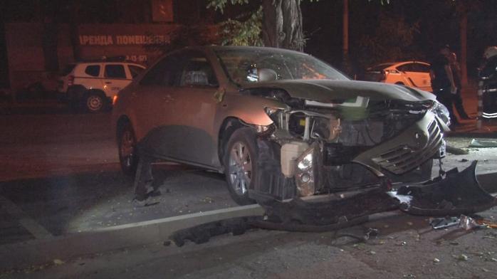 В Одессе подорвали автомобиль бывшего депутата (ФОТО, ВИДЕО)