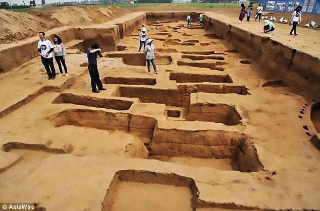 Археологи знайшли кладовище стародавніх людей-велетів у Китаї (ФОТО, ВІДЕО)
