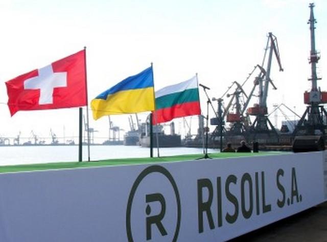 СБУ обыскала компанию Risoil по делу о захвате земли в Черноморском порту