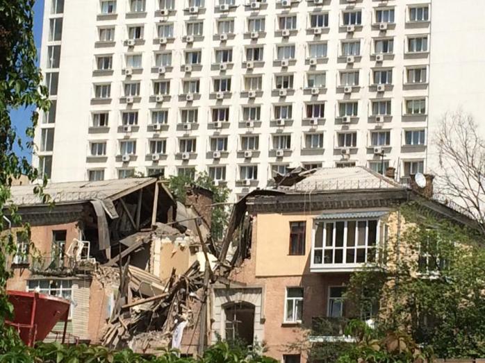 Жертвой взрыва в Киеве стал один человек, шестеро получили травмы