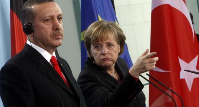 Меркель заявила о глубоких разногласиях с Эрдоганом