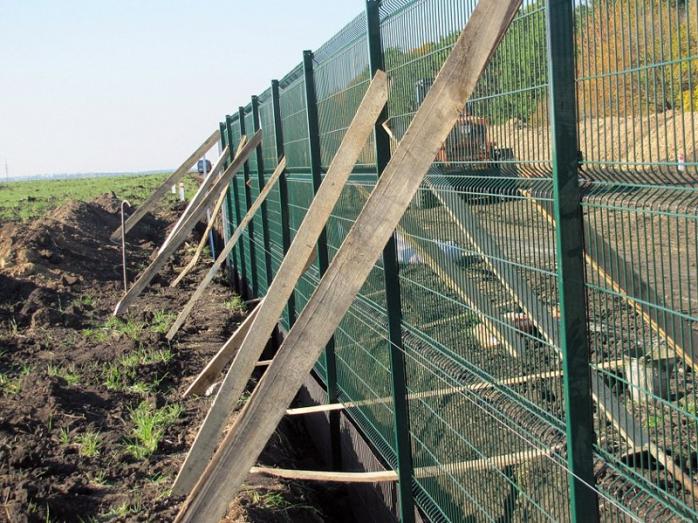 ГПУ: При будівництві «Стіни» на кордоні з Росією посадовці привласнили 100 млн грн