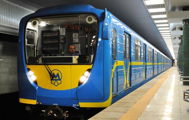 Відсьогодні у Києві дорожчає проїзд у громадському транспорті