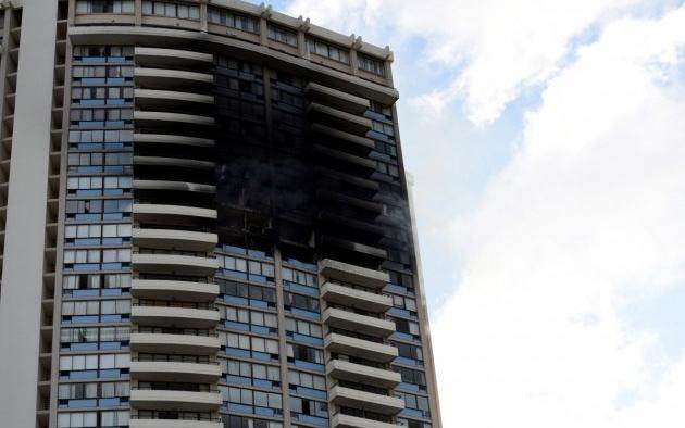 В Гонолулу произошел пожар в 36-этажном небоскребе (ФОТО, ВИДЕО)