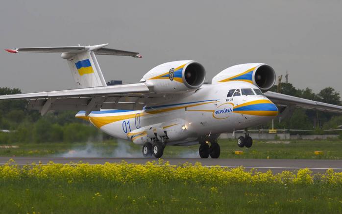 Украинский самолет Ан-74 продали в Казахстан за 15 млн долларов