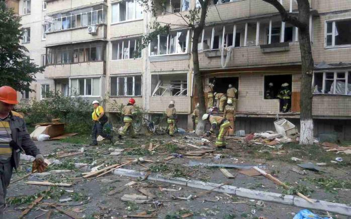 В результате взрыва в Голосеевском районе Киева погиб человек